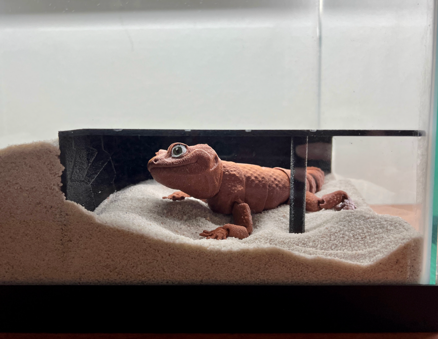Aquarium/Terrarium Fish and Reptile Hide Free Shipping
